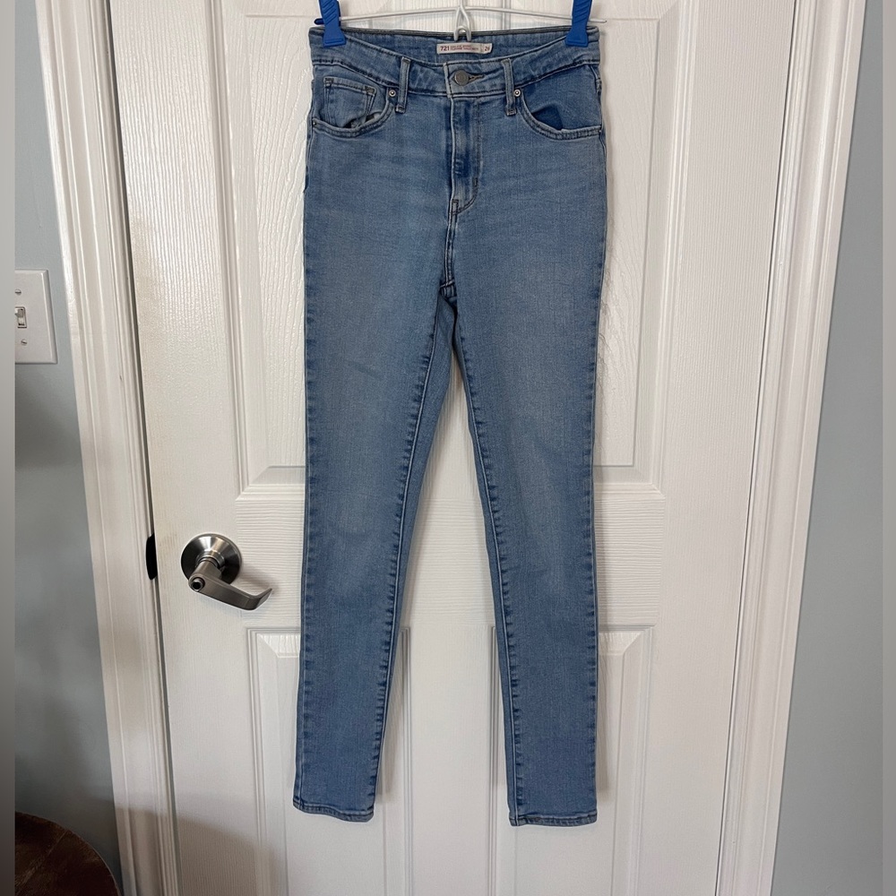 Levi’s high rise skinny Jean